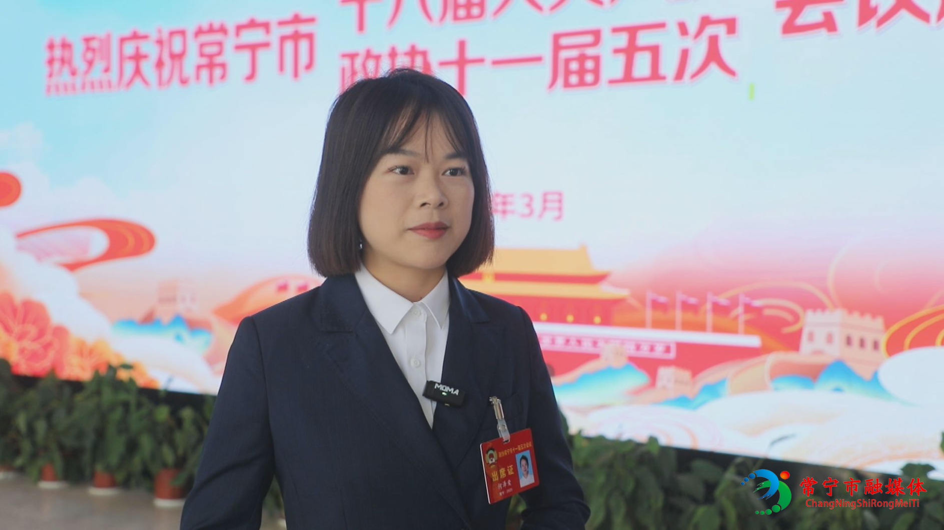 何泽爱4.jpg
