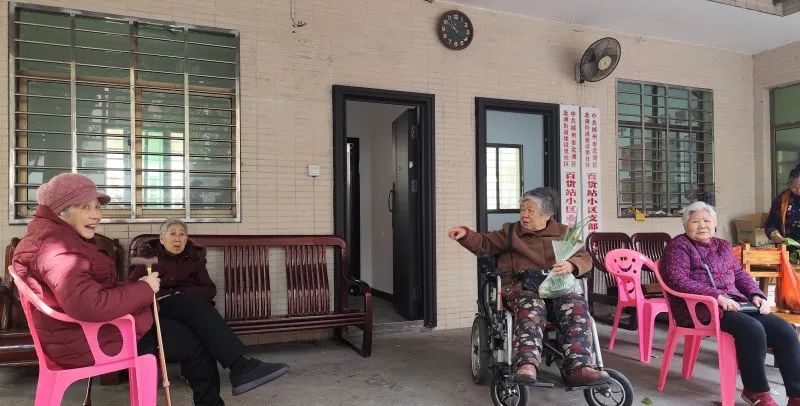 百货站小区老年居民多。_副本.png