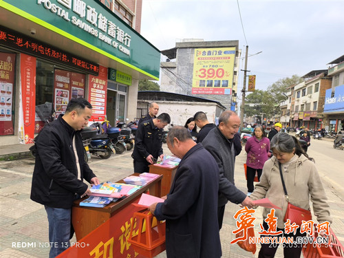 宁远冷水镇：地灾防治宣讲  共筑平安家园_副本500.jpg