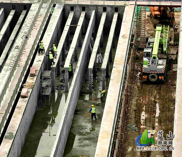 蓝山县：加快推进城乡供水项目建设 提升群众用水质量1.jpg