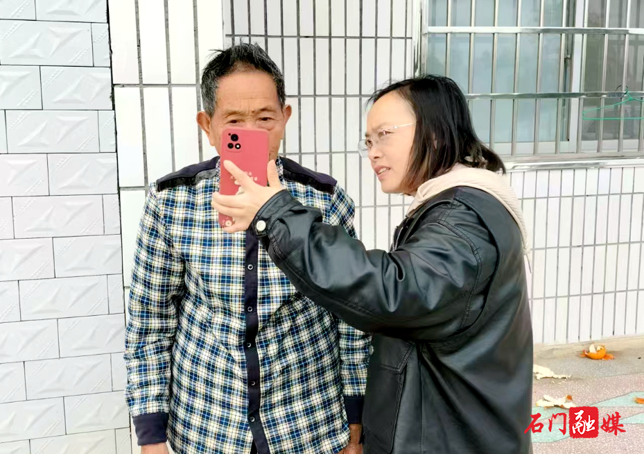 蒙泉镇：养老认证零距离 便民服务暖人心1.jpg
