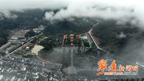 宁远：九嶷山现壮美云海景观_副本500.jpg