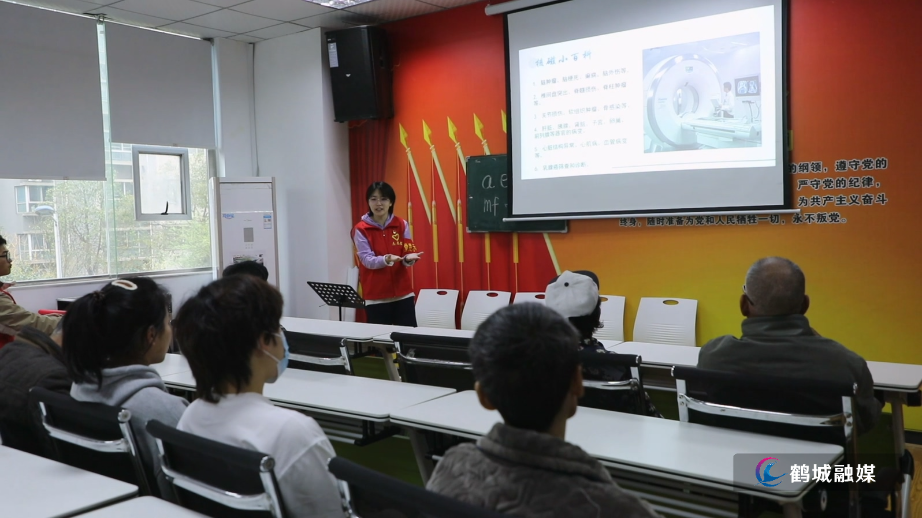 湖南医药学院开展“学雷锋进社区”健康义诊活动.mp4_20250324_163700.631.jpg 湖南医药学院开展“学雷锋进社区”健康义诊活动.mp4_20250324_163700.631.jpg