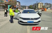 隆回县交通运输综合行政执法大队成功查处一起非法巡游出租车经营案件