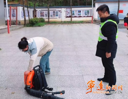 宁远桐木漯瑶族乡：巾帼力量护航绿色清明2_副本500.jpg