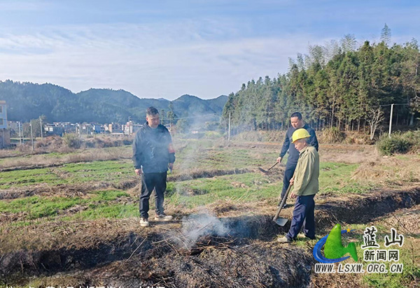 蓝山县林业局多措并举筑牢清明节森林防火墙.jpg