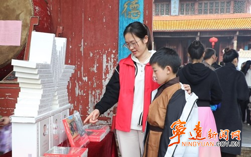 宁远：千年文庙氤氲现代书香2_副本500.jpg