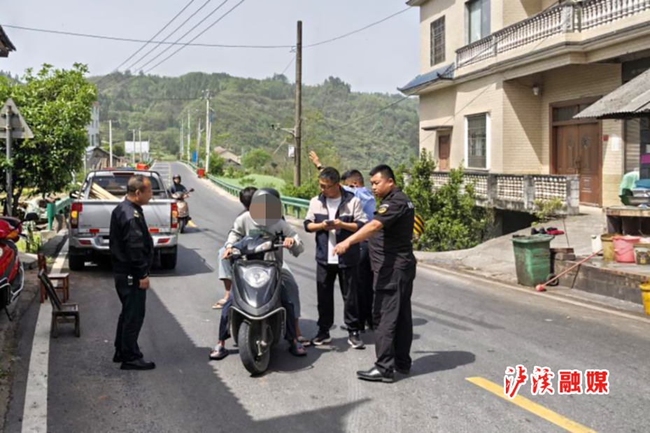 潭溪镇道路交通整治jpg.jpg修改.jpg
