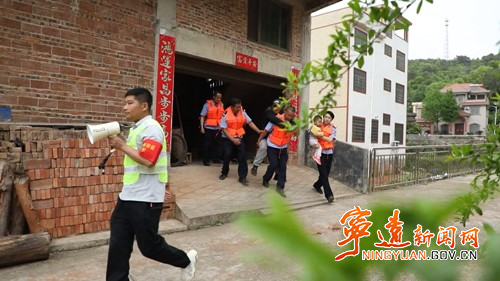 宁远冷水镇：开展智慧防汛综合应急演练 科技赋能筑牢安全防线_副本500.jpg