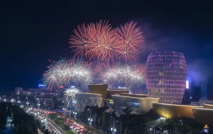 盛情邀約，不止于“花”