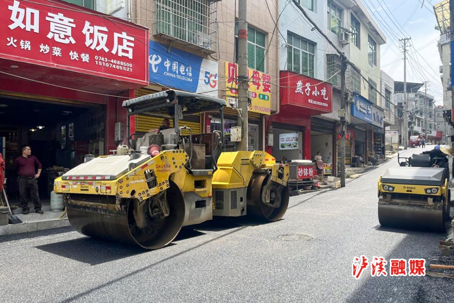 白改黑3.jpg