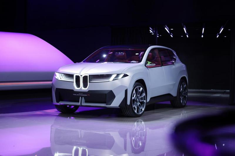 “智”启驾趣2.0：BMW新世代多项首创技术上海首秀-图1