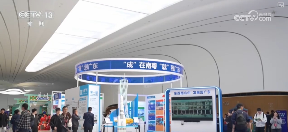 “招聘信息库+直播带岗+优企进校” 多元化服务助力毕业生高效就业