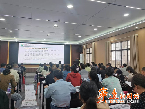 寧遠縣中醫醫院：夯實中醫根基 提升臨床能力_副本500.jpg