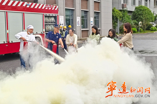 寧遠消防為電力行業注入消防安全 “強心劑”2_副本500.jpg