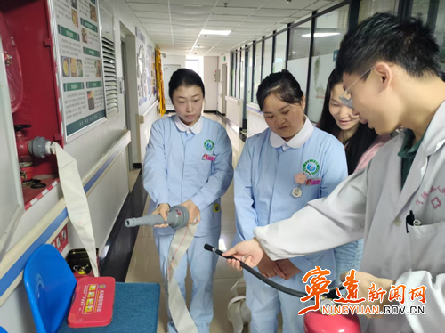 宁远县人民医院：临床科室消防演练保安全_副本500.png