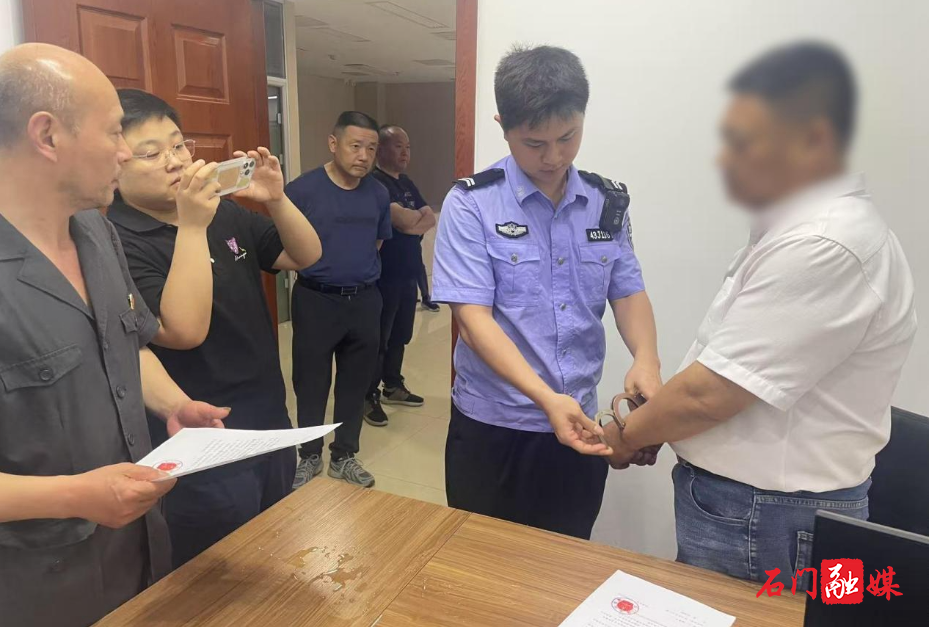 执行动态｜戏精“老赖”装病逃避执行？拘留！1.jpg