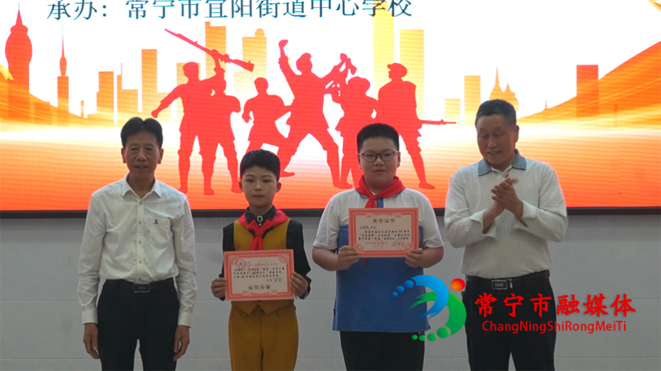 演講2.jpg 演講2.jpg