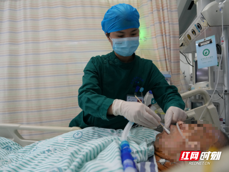 五一 “医” 线不打烊 守护健康不停歇(3)373.png