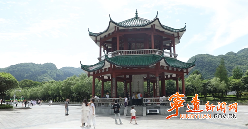 宁远：九嶷山景区活动精彩纷呈 迎来客流小高峰3_副本500.png