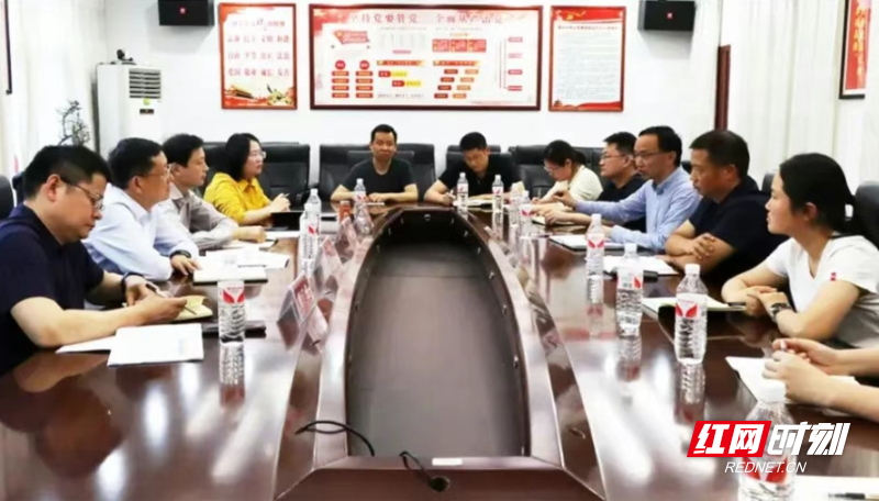 常德市教育局主要领导一行到鼎城一中进行高三备考督导