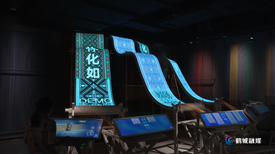 “五一”假期  游客解锁非遗新玩法（半成品）.mp4_20250506_160859.623.jpg