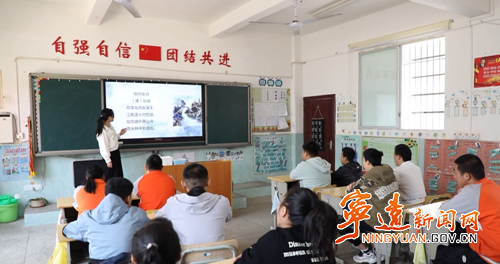 宁远：送教上门 不让一个特殊孩子掉队3_副本500.png