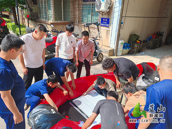 塔峰镇纪委：闻“汛”而动 护航群众生命财产安全.jpg