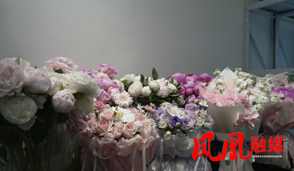 母亲节[00_07_13][20250510-145808].png