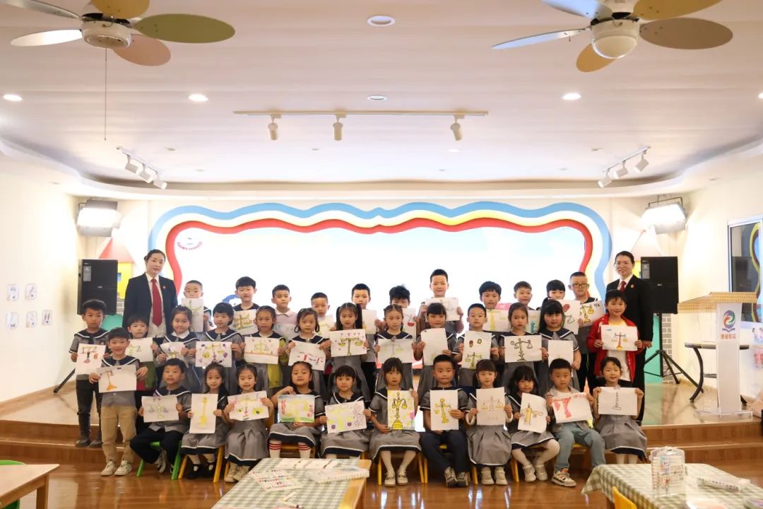 合影.JPG