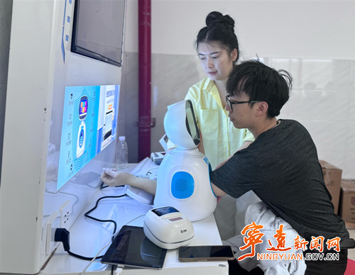 宁远县中医医院开展5G医疗健康服务培训_副本500.jpg