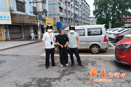 宁远公安连续抓获2名涉毒嫌疑人_副本500.jpg
