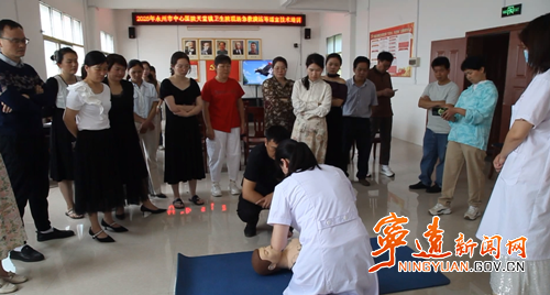 市中心醫院巡回醫療活動走進寧遠2_副本500.png