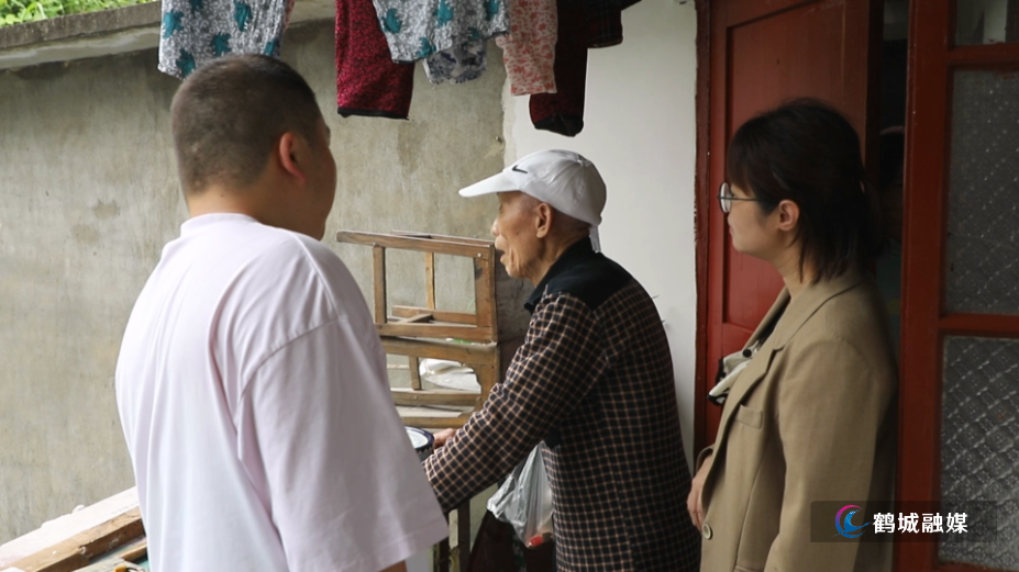 城中街道芷江路社区：抓实地质灾害隐患排查 筑牢群众生命安全防线.mp4_000049.822.png