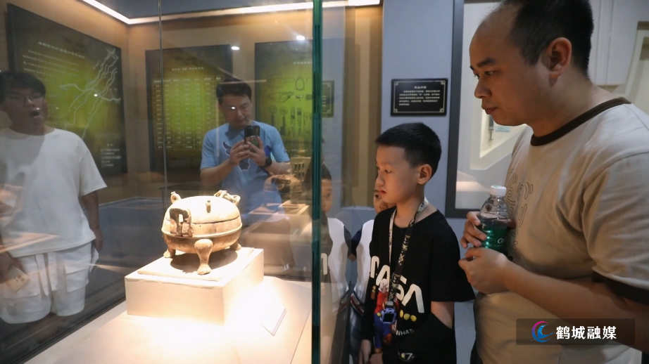 市博物馆开展5.18国际博物馆日.mp4_20250519_163128.763.jpg