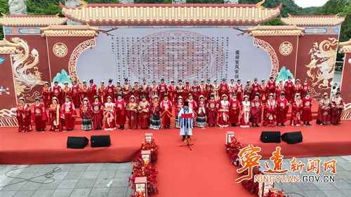 永州市古装集体婚礼在宁远九嶷山浪漫举行_副本500.jpg