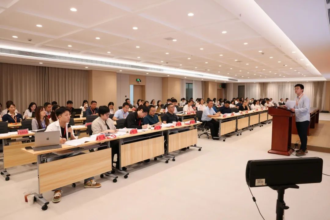 2Q2A4455_AI看图.jpg