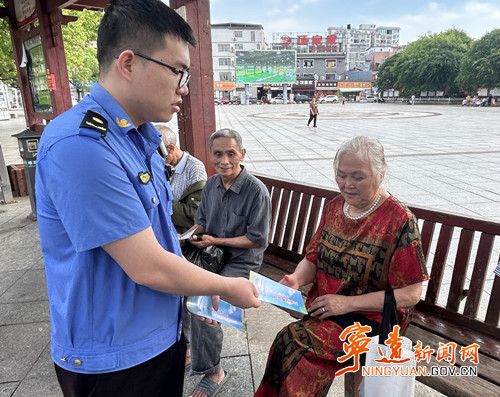 宁远文庙街道：多维度打响交通安全整治攻坚战_副本_副本500.jpg