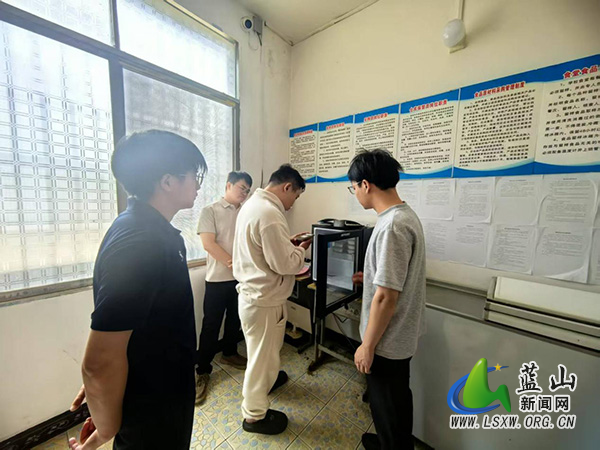 湘江源瑶族乡：聚焦校园餐 护航学生成长.jpg