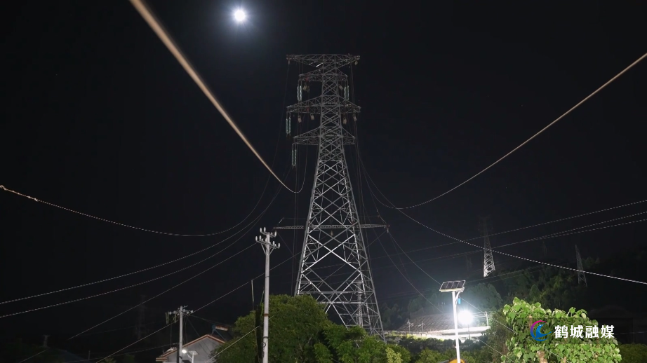 怀化完成跨越高铁、高速和多条高压线路电力施工任务（半成品）.mp4_20250523_162046.928.jpg