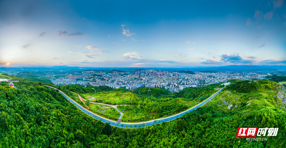 2城区大景.jpg