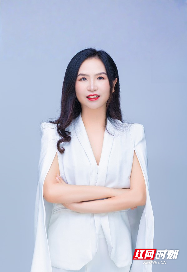 慧驰智能全案联合创始人罗育梅.jpg