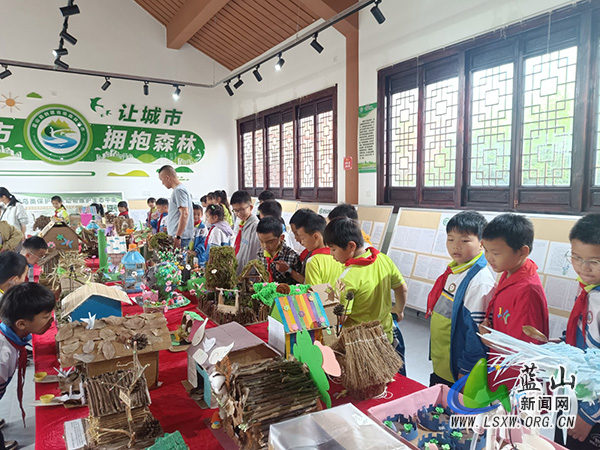 蓝山：科技周里的生态童声 绘就蓝山林业生态底色.jpg