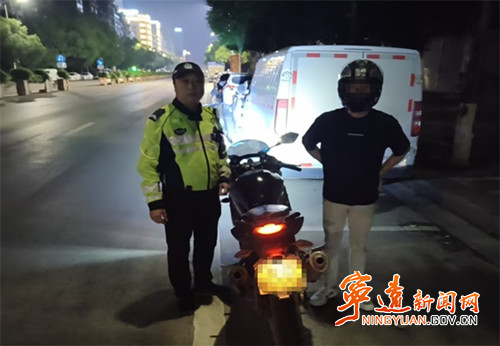 宁远交警持续开展“飙车炸街”专项整治行动_副本500.jpg
