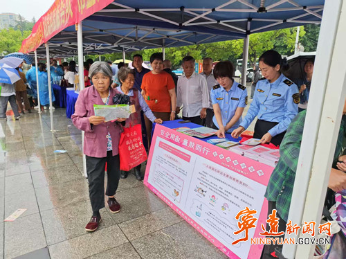 宁远市监局：守护美丽“肌”础_副本500.jpg