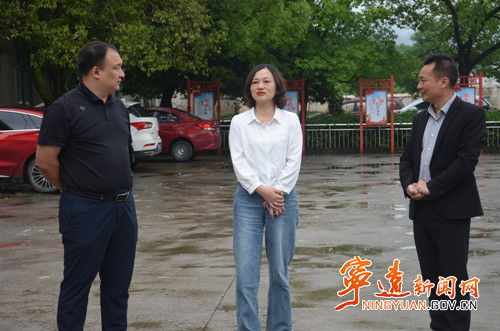 宁远：李玲开展“六一”儿童节走访慰问活动_副本500.jpg