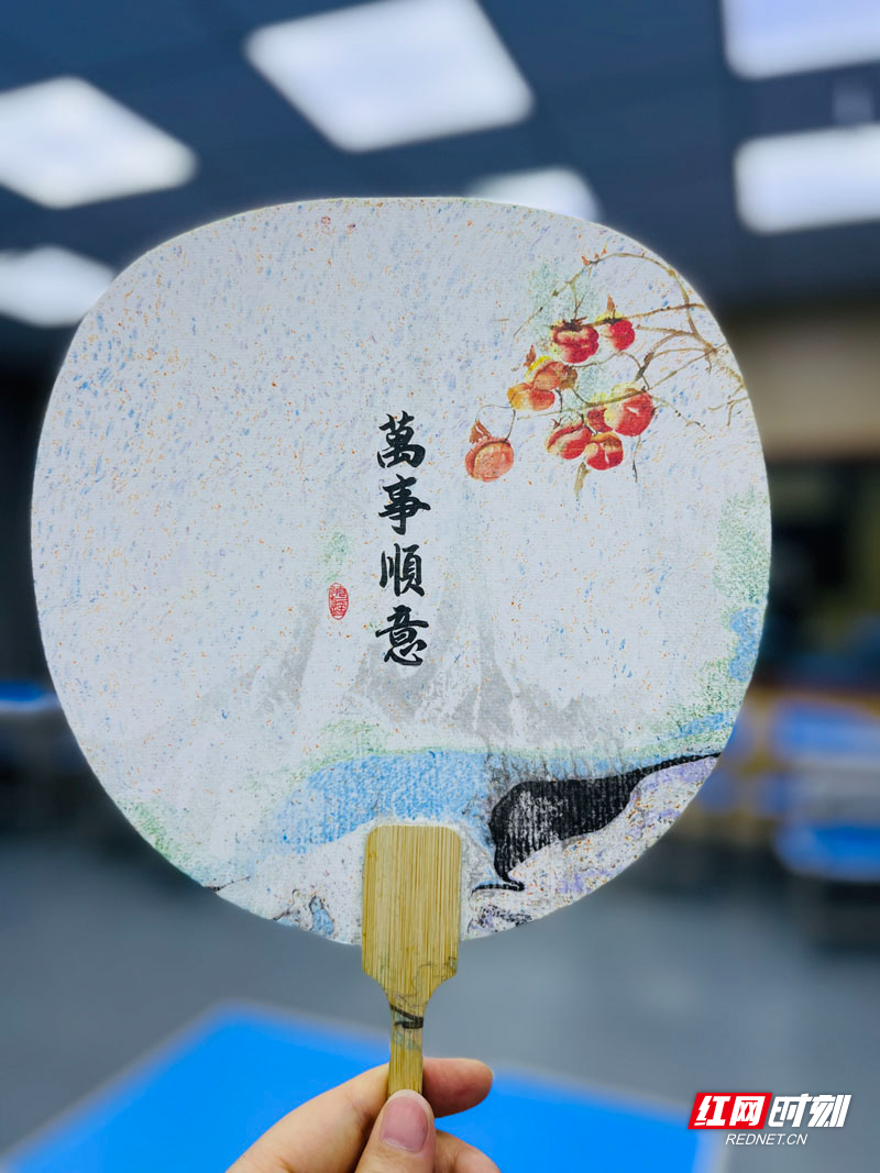 04EEA1354C67903F69990AB56962FE26.jpg