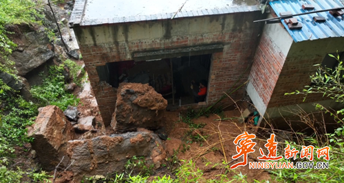 宁远：“人防+技防”筑牢地质灾害“防护网”_副本500.png