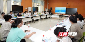 宁乡市走进中南大学开展“三招三引”