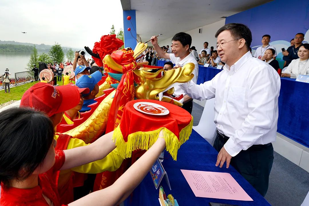 微信图片_20250531182954.jpg